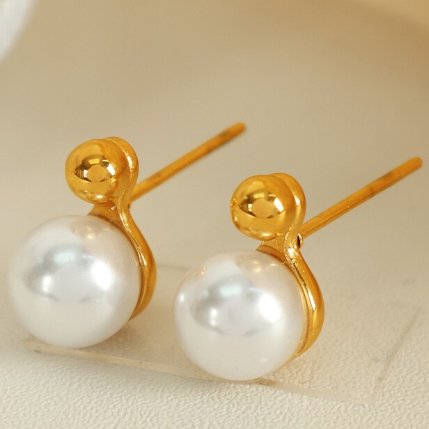 1 par de aretes de botón de acero inoxidable con forma geométrica simple y baño de oro de 18 quilates con perlas artificiales para mujer h5 